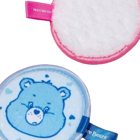 SOLD Care Bears Cartoon 14pc Lot Travel Bottles, Mini Makeup Puffs, Powder Puffs - Picture 8 of 15